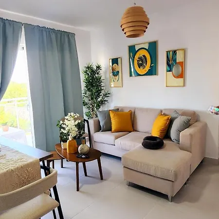 Appartamento P, C, Tropical Dream,1 Hab,1 Bano, Balcon, Piscina, Wifi Alta Velocidad Gratis